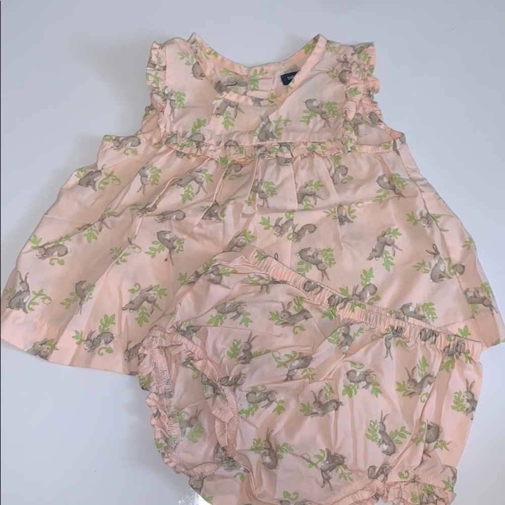 BabyGap bunny set 12-18 months